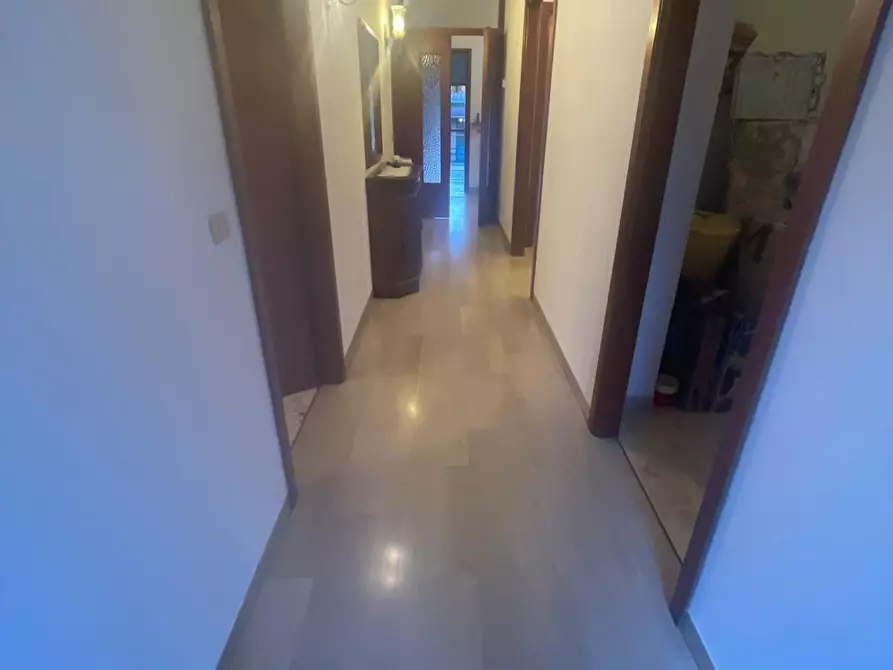 Immagine 26 di Casa indipendente in vendita  a Carrara