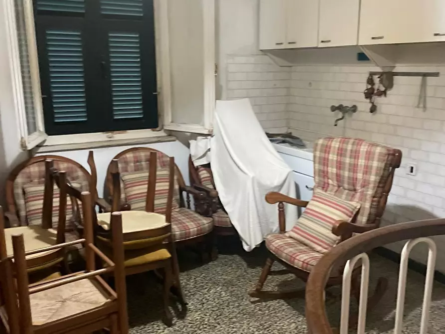 Immagine 27 di Villa in vendita  a Carrara
