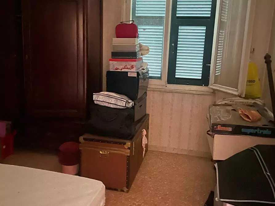 Immagine 13 di Villa in vendita  a Carrara