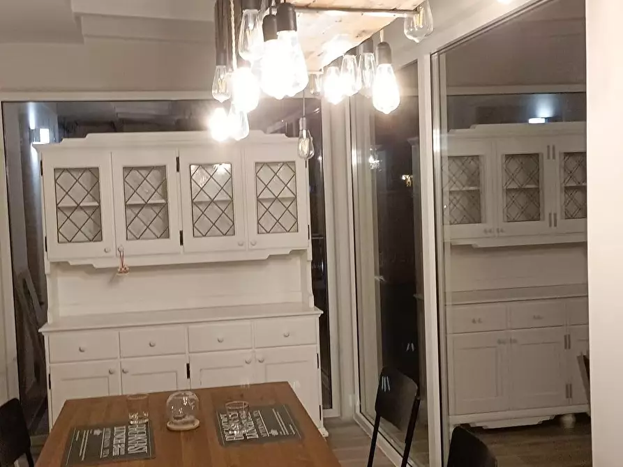 Immagine 19 di Villa in vendita  a Massa