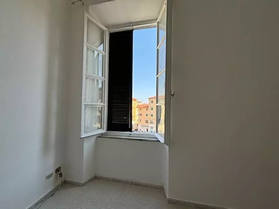 Immagine 6 di Appartamento in vendita  a Livorno
