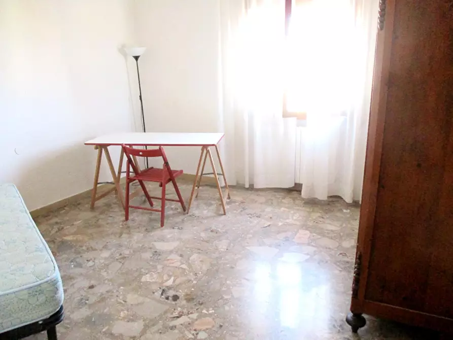 Immagine 14 di Appartamento in vendita  a Pontedera