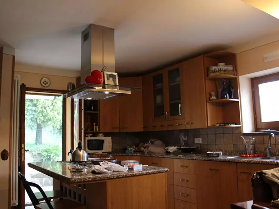 Immagine 19 di Casa colonica in vendita  a Lamporecchio