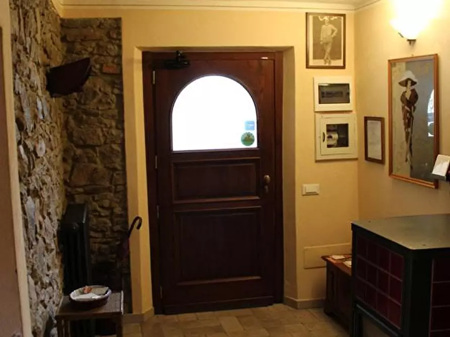 Immagine 22 di Casa colonica in vendita  a Lamporecchio