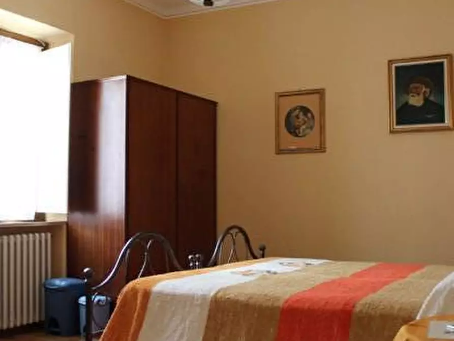 Immagine 18 di Casa colonica in vendita  a Lamporecchio