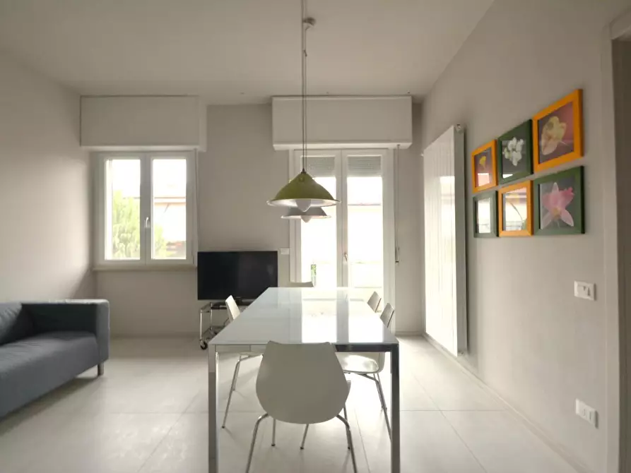 Immagine 6 di Appartamento in vendita  a Lucca