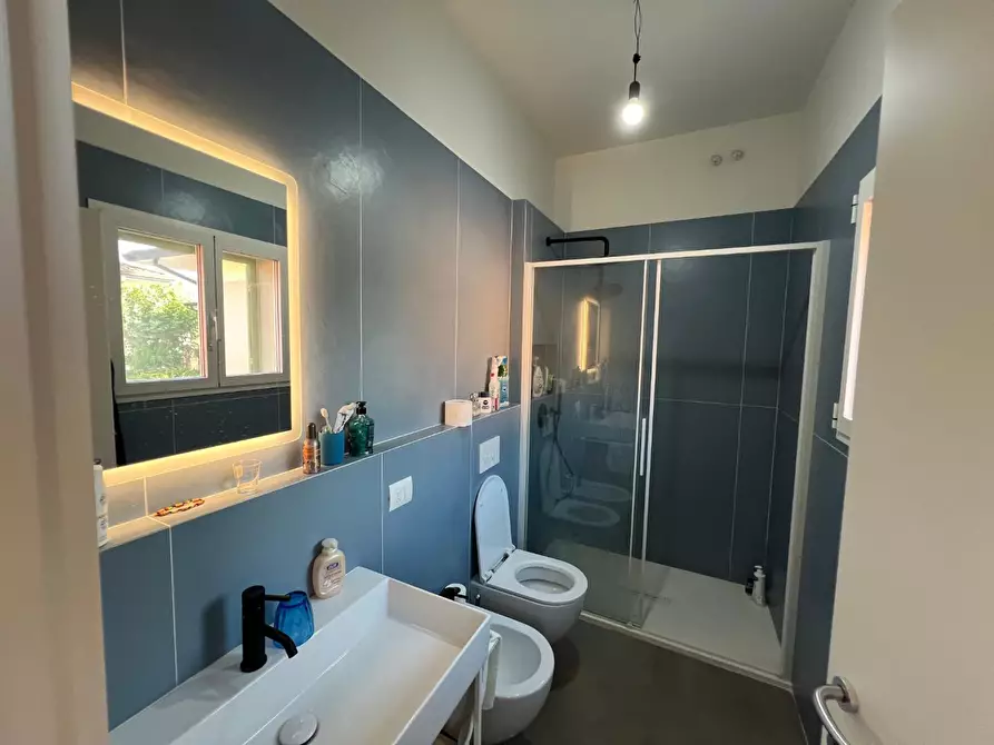 Immagine 21 di Casa bifamiliare in vendita  a Pietrasanta