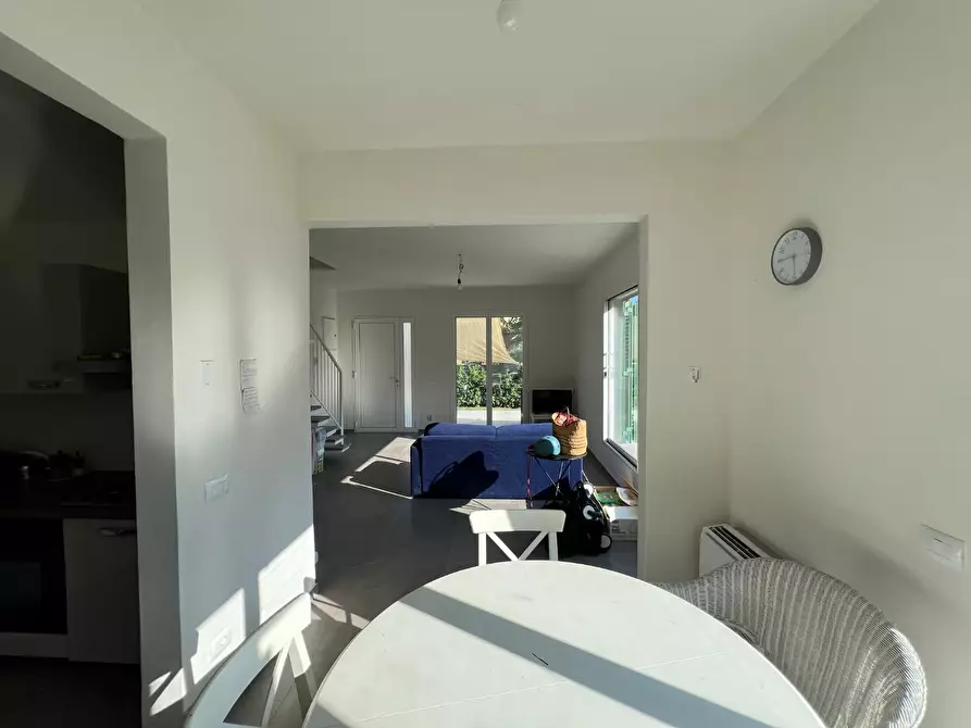 Immagine 12 di Casa bifamiliare in vendita  a Pietrasanta