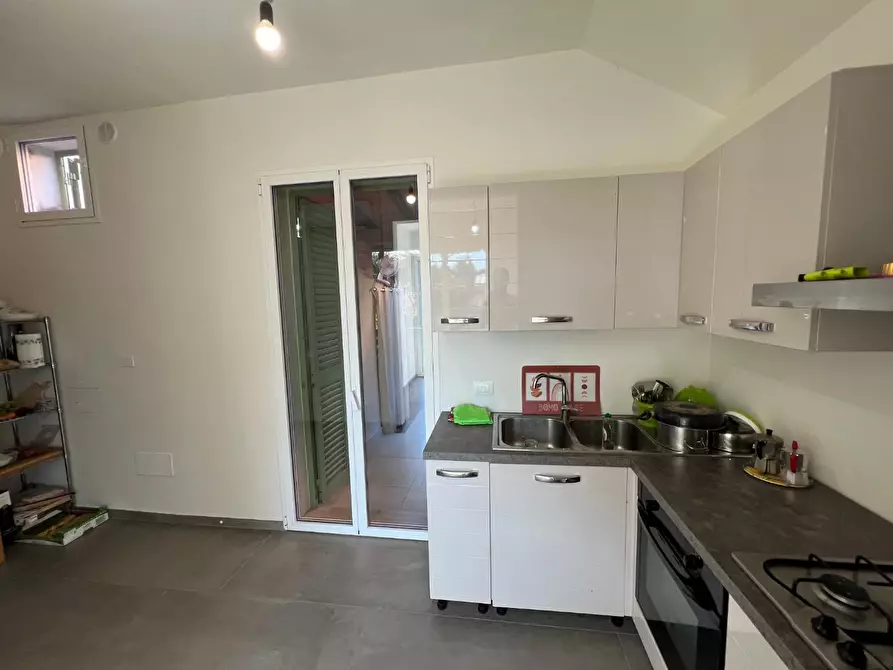 Immagine 14 di Casa bifamiliare in vendita  a Pietrasanta