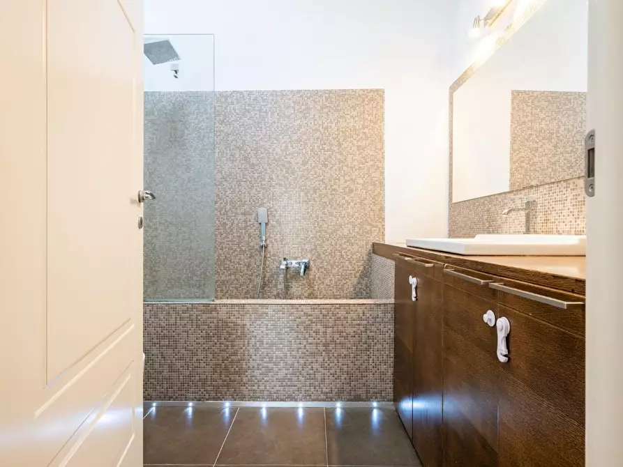 Immagine 25 di Terratetto in vendita  a Ponsacco