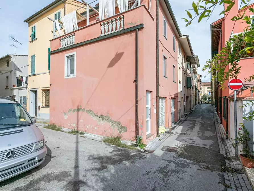 Immagine 33 di Terratetto in vendita  a Ponsacco