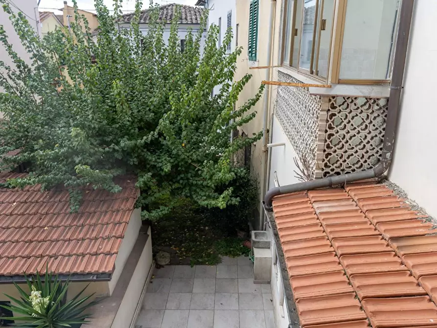 Immagine 12 di Terratetto in vendita  a Capraia E Limite