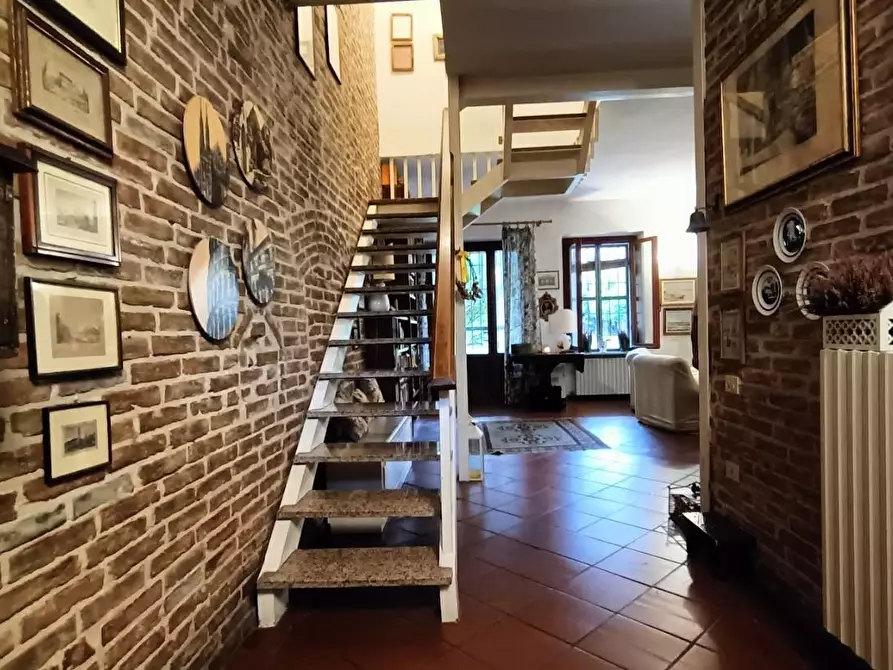 Immagine 9 di Palazzo in vendita  a Pisa