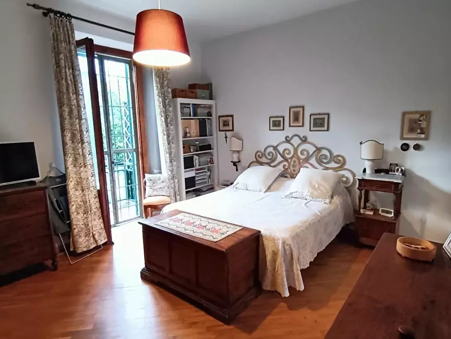 Immagine 15 di Palazzo in vendita  a Pisa