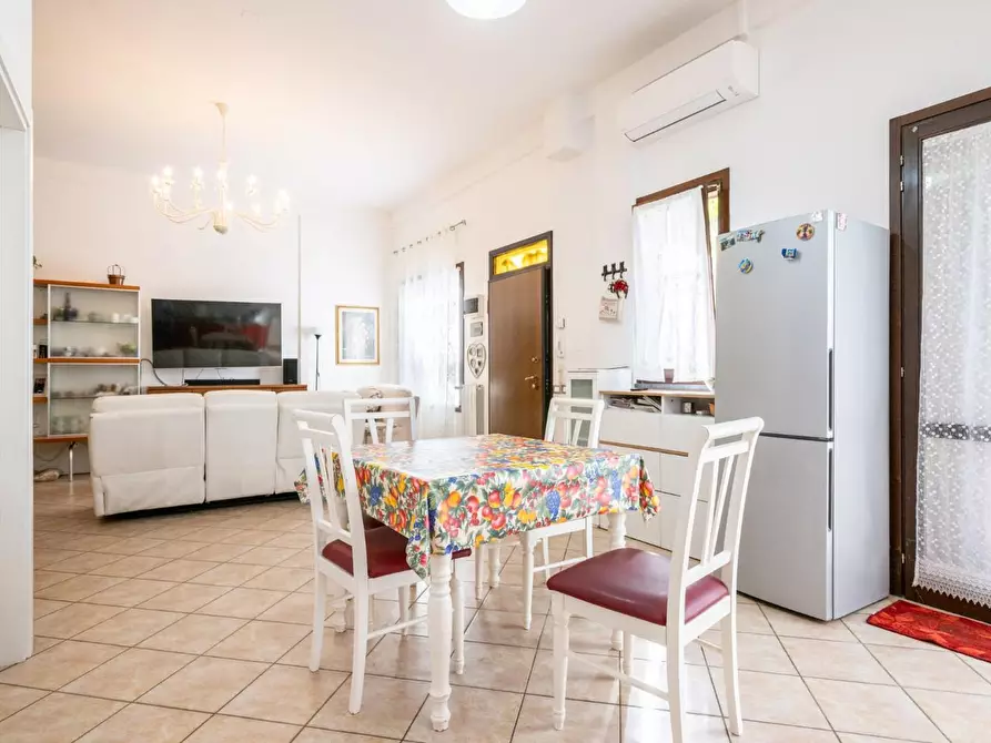 Immagine 23 di Villetta a schiera in vendita  a Bientina