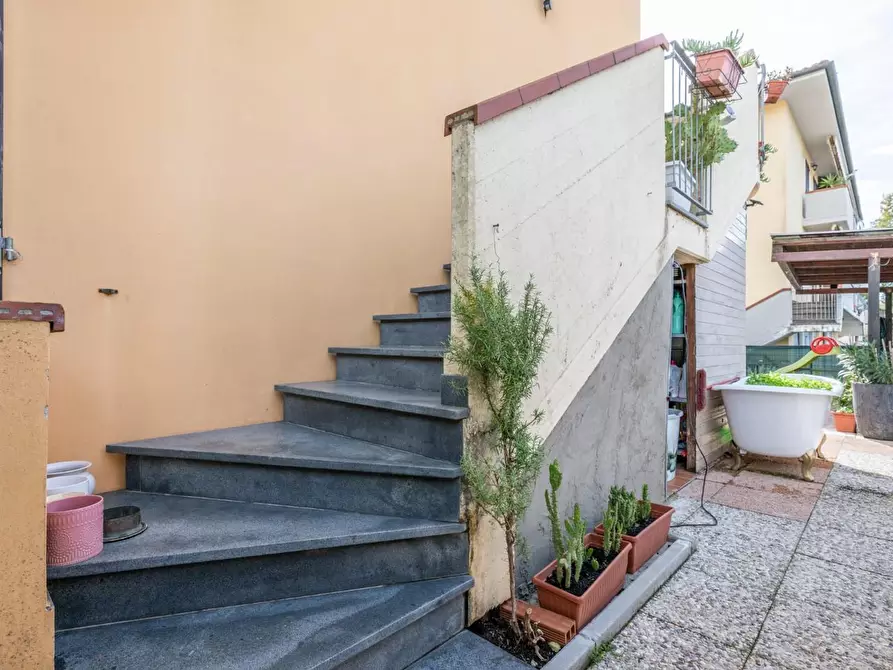 Immagine 10 di Villetta a schiera in vendita  a Bientina