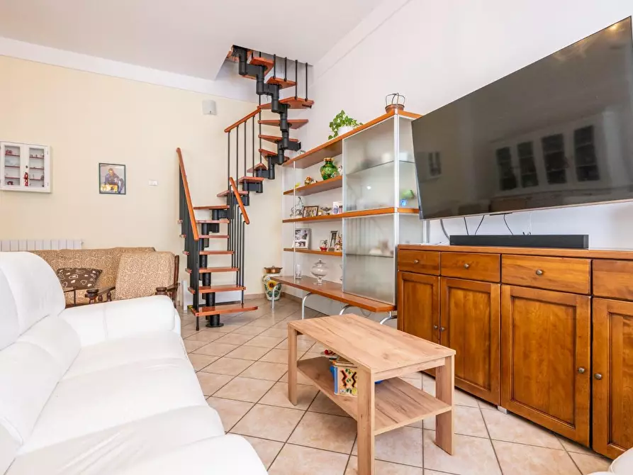 Immagine 17 di Villetta a schiera in vendita  a Bientina