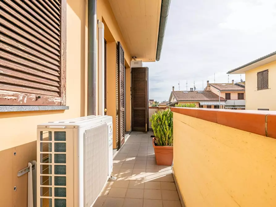 Immagine 12 di Villetta a schiera in vendita  a Bientina