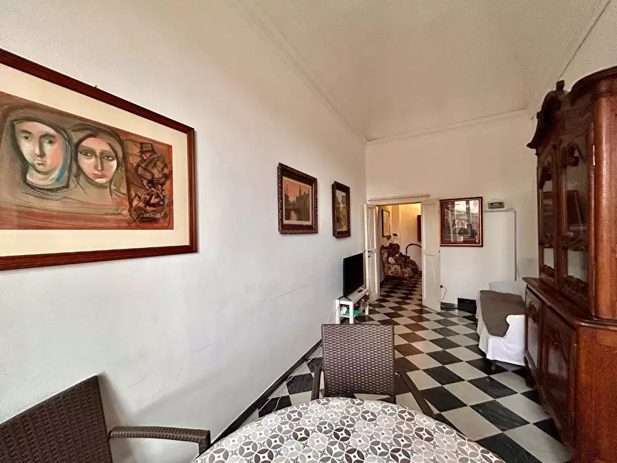 Immagine 8 di Appartamento in vendita  a Siena