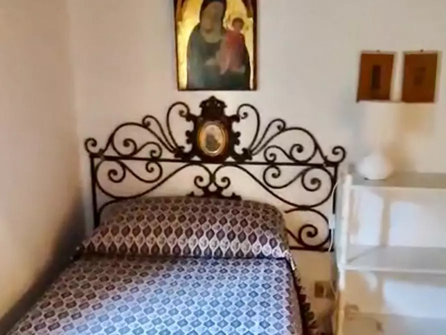 Immagine 20 di Appartamento in vendita  a Siena