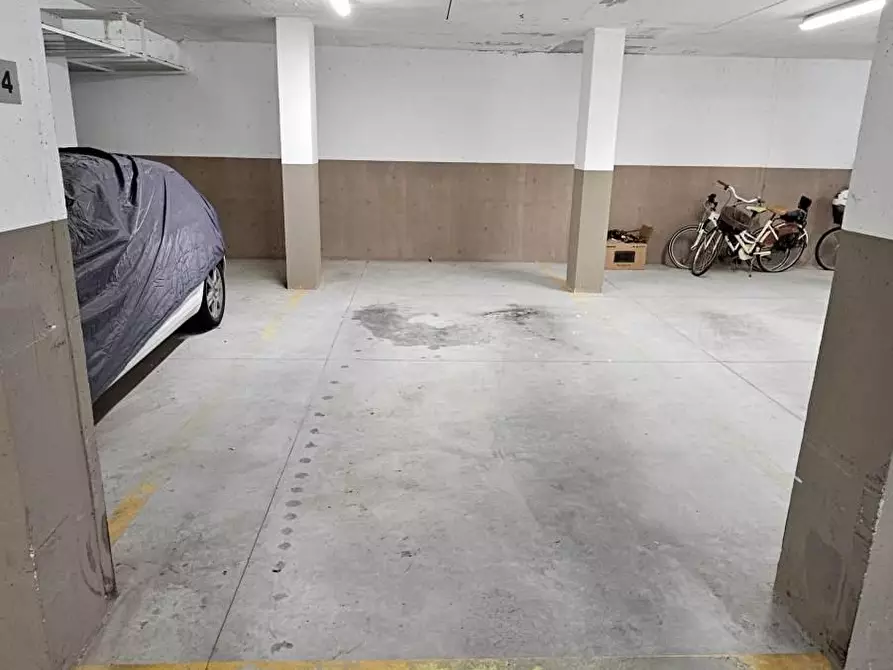 Immagine 17 di Appartamento in vendita  a Massa