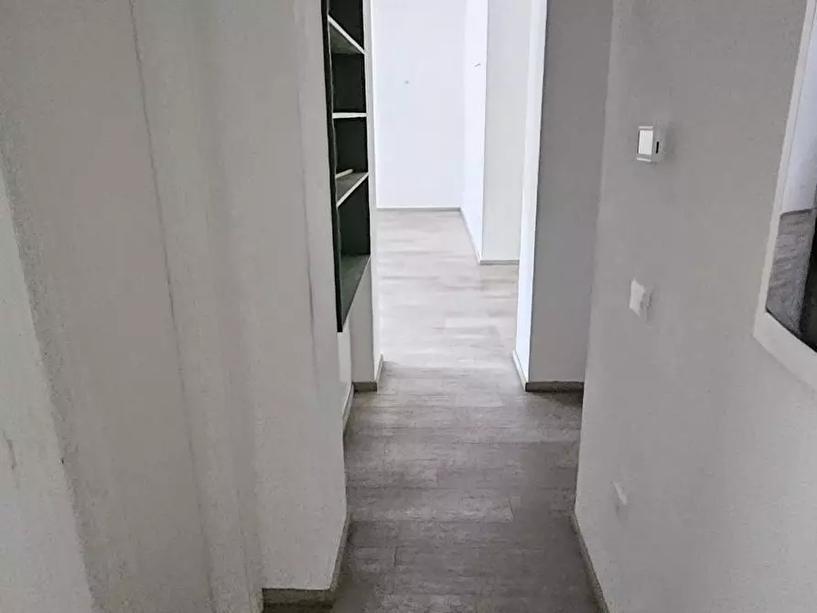 Immagine 7 di Appartamento in vendita  a Massa