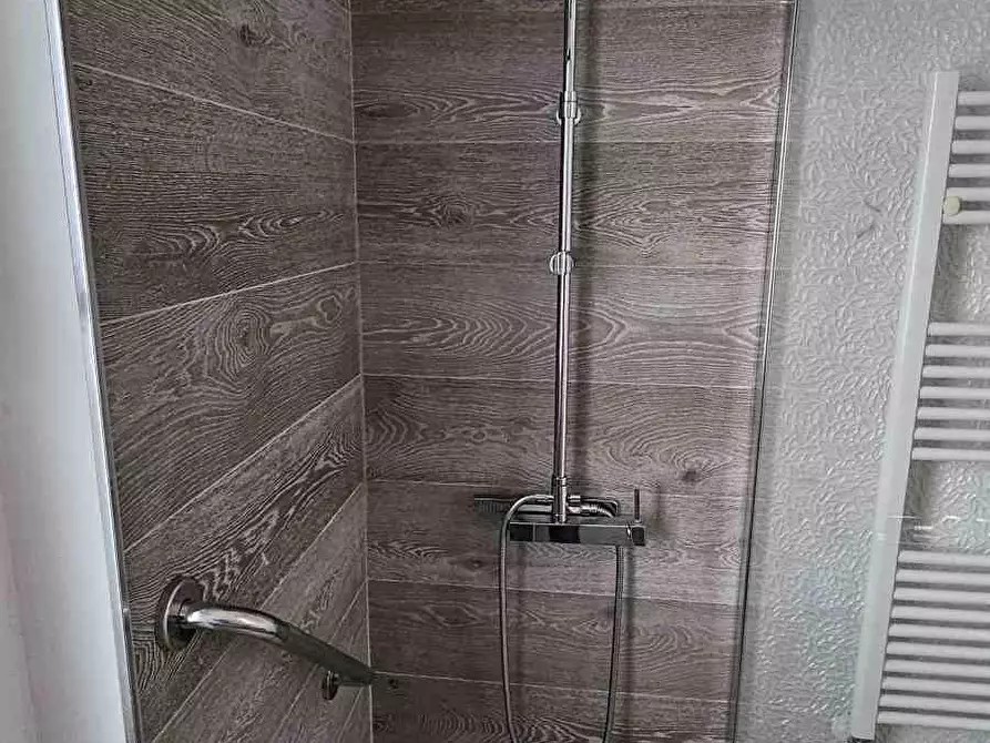 Immagine 15 di Appartamento in vendita  a Massa