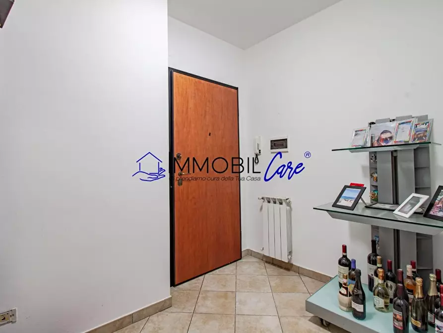 Immagine 7 di Appartamento in vendita  a Livorno