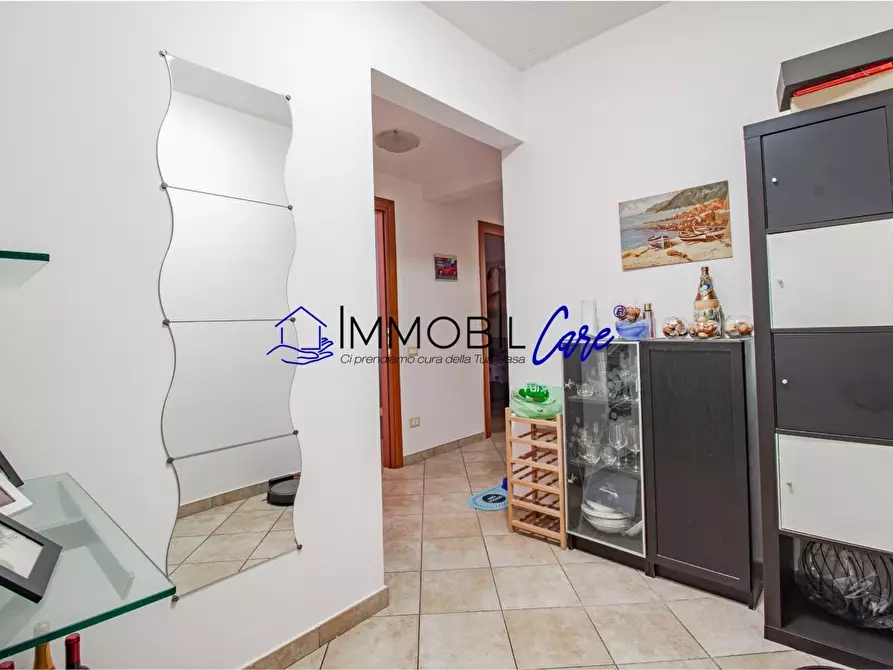 Immagine 8 di Appartamento in vendita  a Livorno