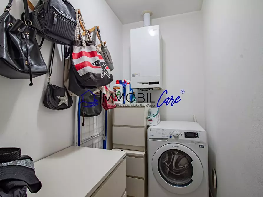 Immagine 14 di Appartamento in vendita  a Livorno