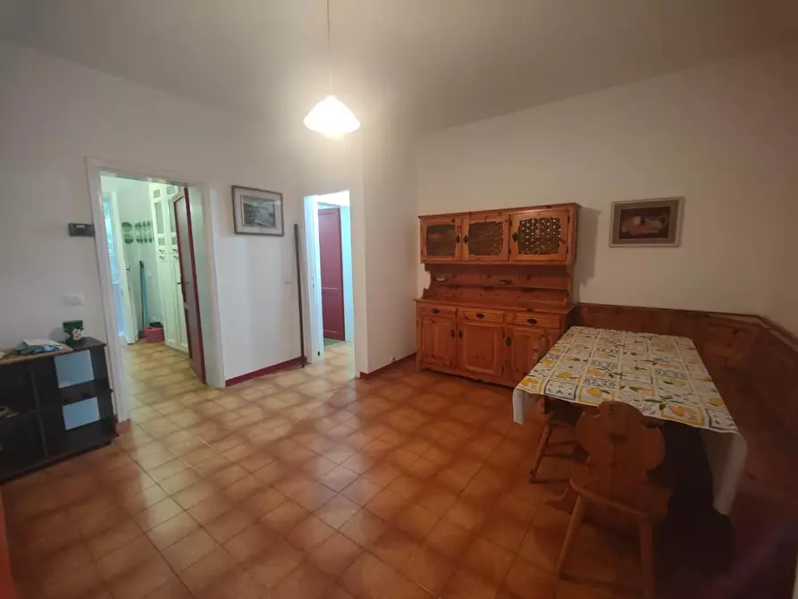 Immagine 1 di Casa semindipendente in affitto  a Ameglia