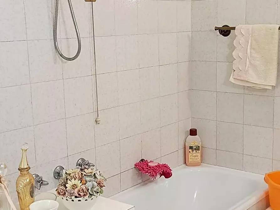 Immagine 31 di Villa in vendita  a San Giuliano Terme