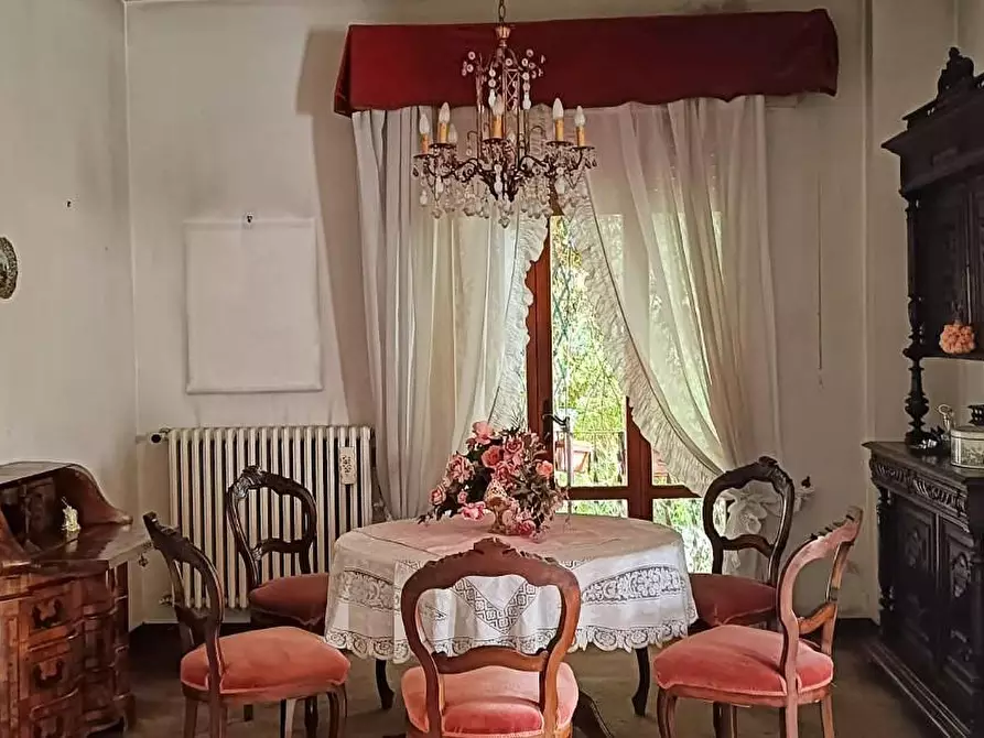 Immagine 16 di Villa in vendita  a San Giuliano Terme