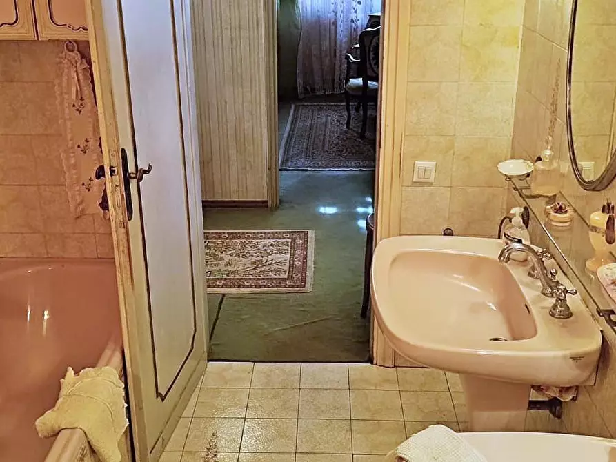 Immagine 32 di Villa in vendita  a San Giuliano Terme