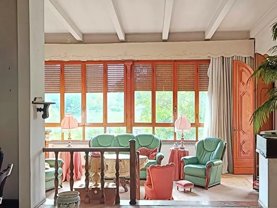 Immagine 4 di Villa in vendita  a San Giuliano Terme