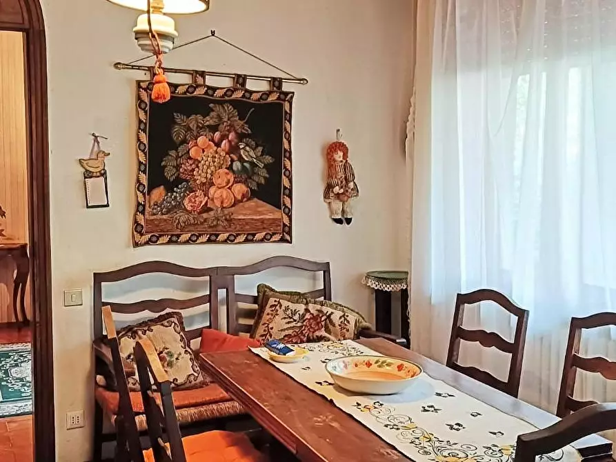 Immagine 11 di Villa in vendita  a San Giuliano Terme