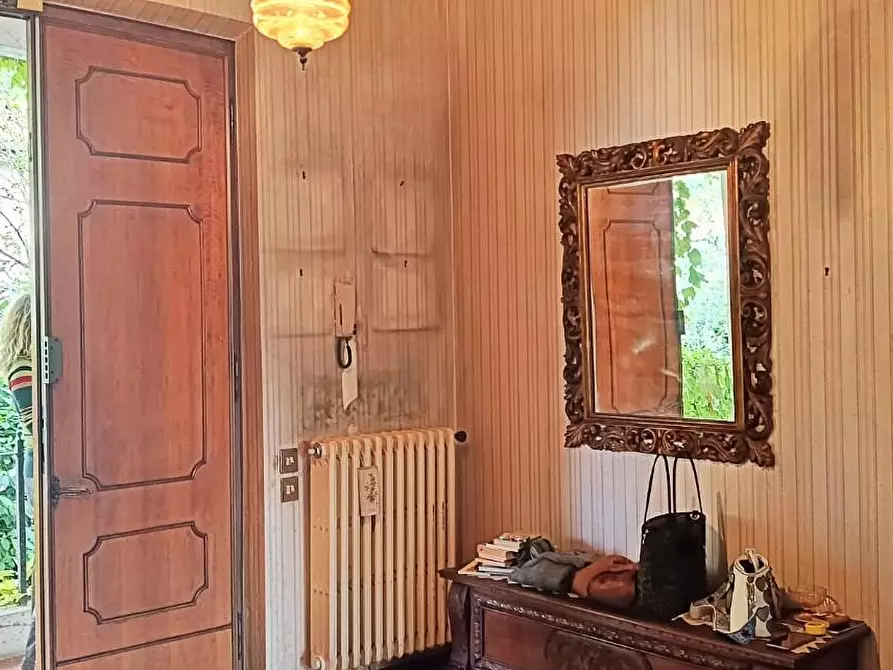 Immagine 17 di Villa in vendita  a San Giuliano Terme