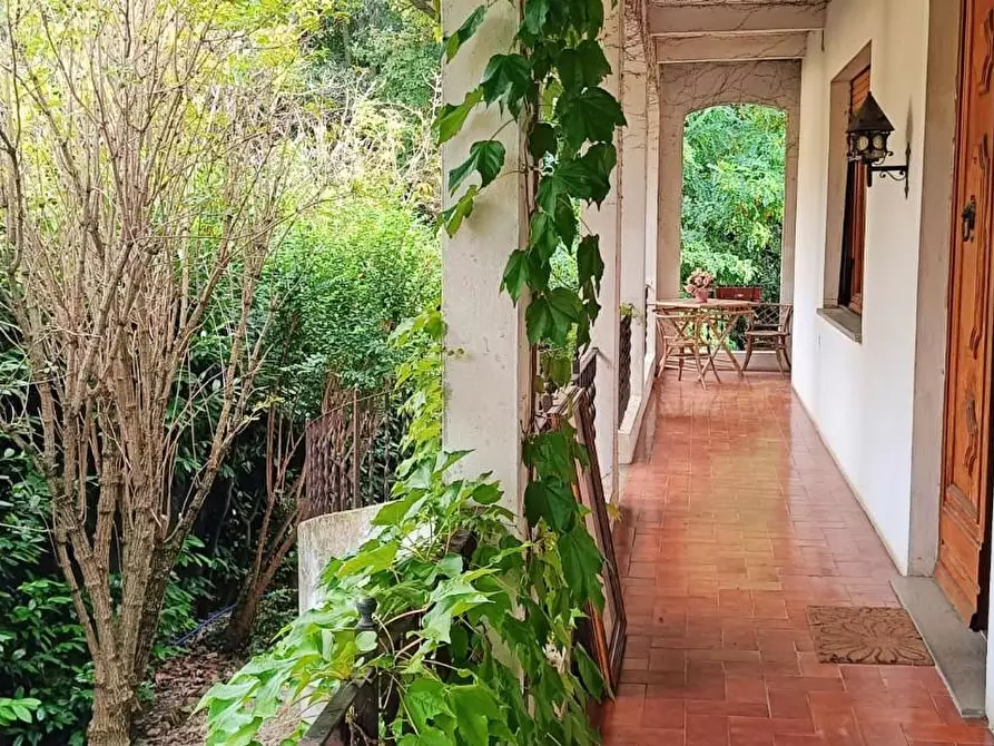 Immagine 40 di Villa in vendita  a San Giuliano Terme