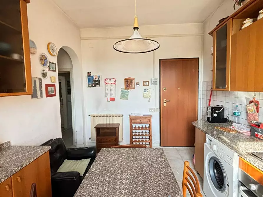 Immagine 8 di Appartamento in vendita  a Cascina