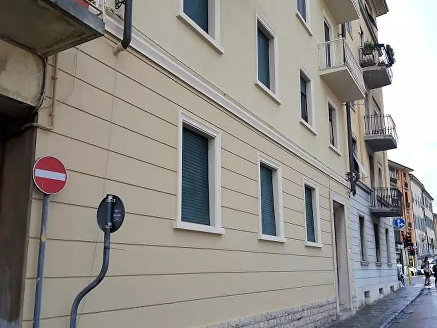 Immagine 27 di Appartamento in vendita  a Pisa