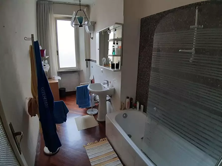 Immagine 17 di Appartamento in vendita  a Pisa