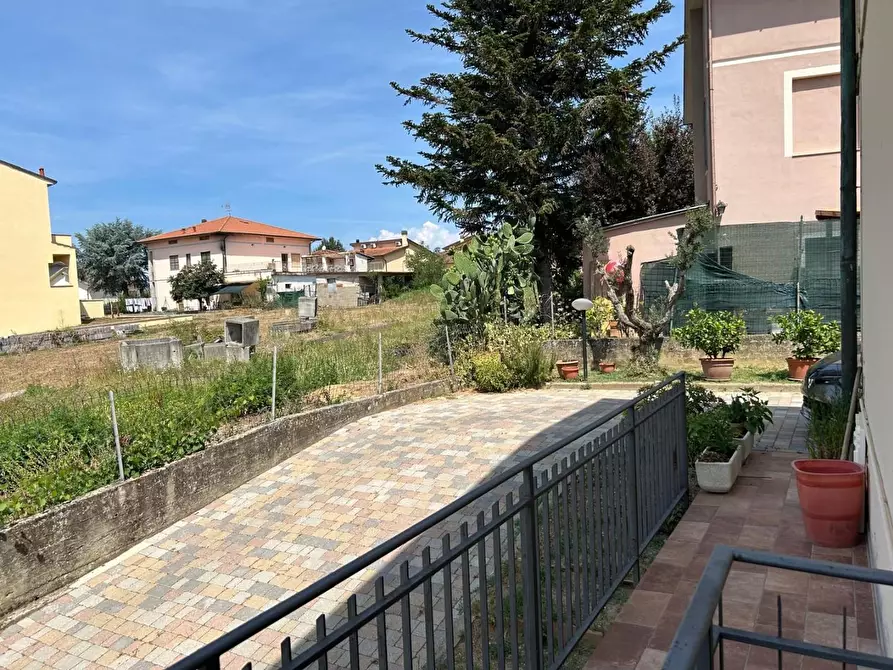 Immagine 15 di Appartamento in vendita  a Cerreto Guidi