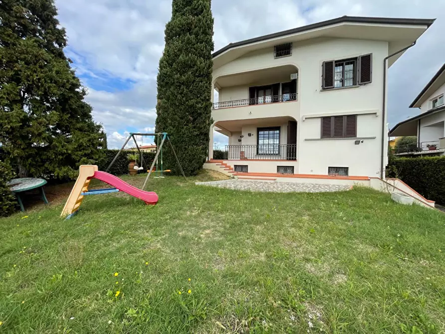 Immagine 1 di Casa bifamiliare in vendita  a Cerreto Guidi