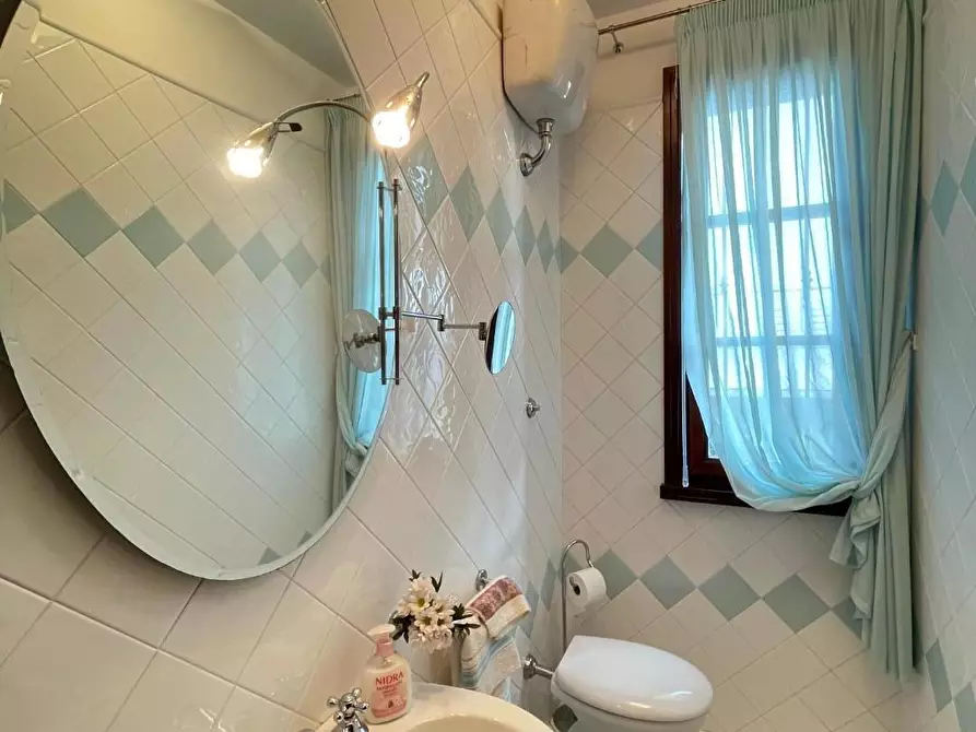 Immagine 20 di Casa bifamiliare in vendita  a Cerreto Guidi