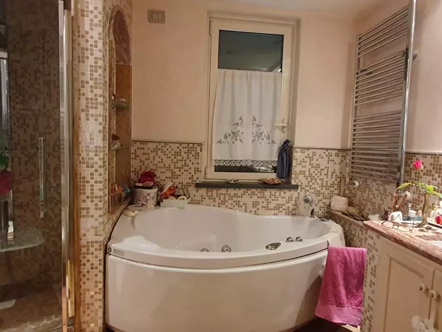 Immagine 23 di Mansarda in vendita  a Porcari