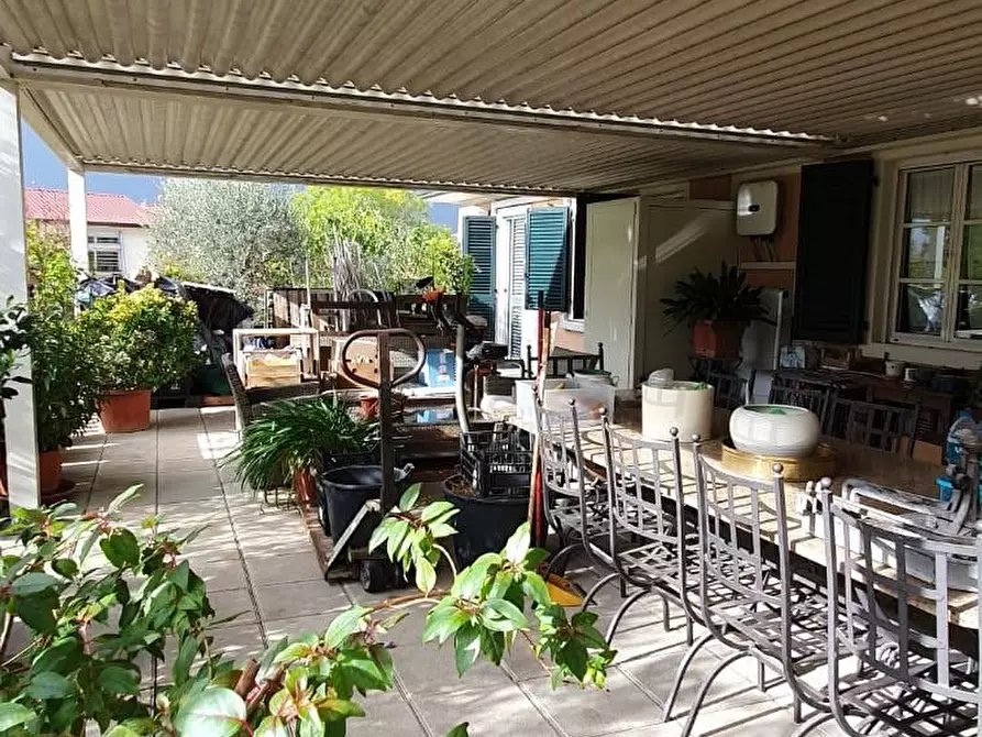 Immagine 41 di Mansarda in vendita  a Porcari