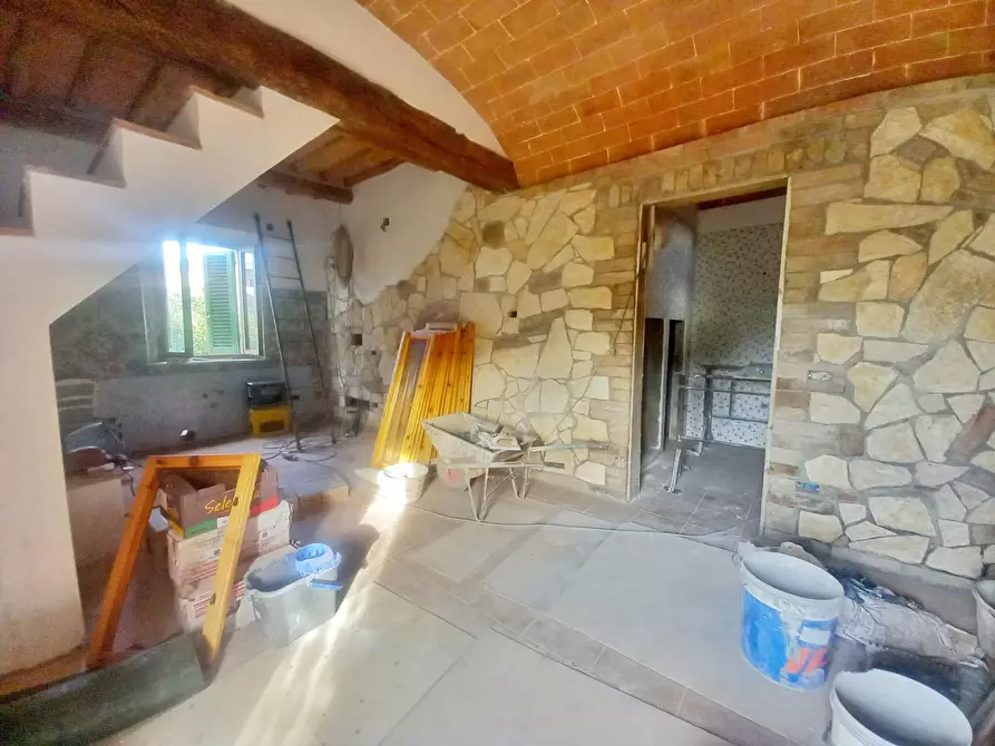 Immagine 2 di Casa bifamiliare in vendita  a Castelfiorentino