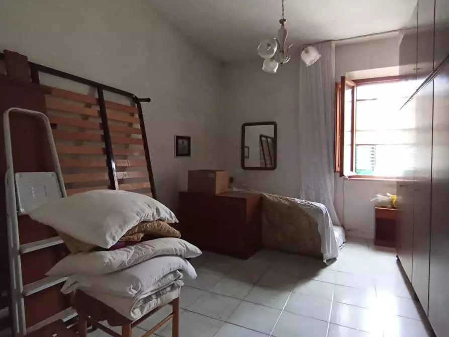 Immagine 15 di Appartamento in vendita  a Cascina