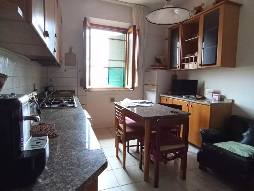 Immagine 9 di Appartamento in vendita  a Cascina