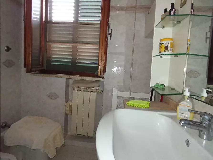 Immagine 21 di Appartamento in vendita  a Cascina